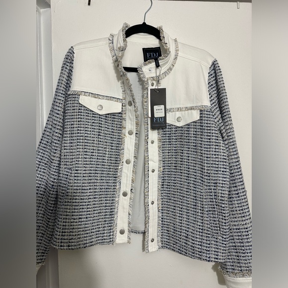 FDJ jacket. - Picture 2 of 2